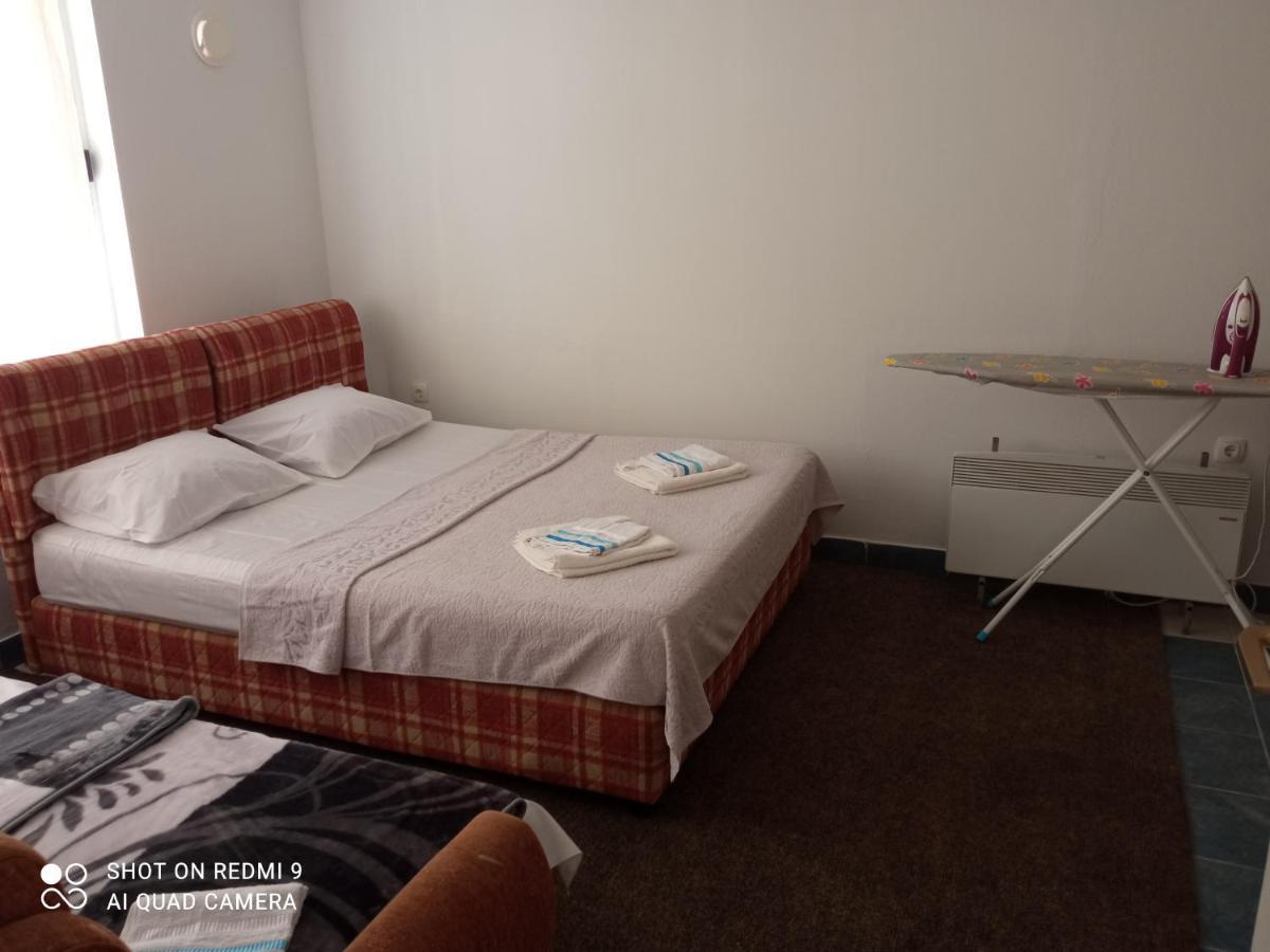 Apartman Jeca Требинье Экстерьер фото